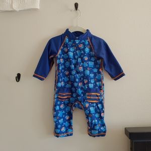 Baby one-piece swimsuit, zipper closure